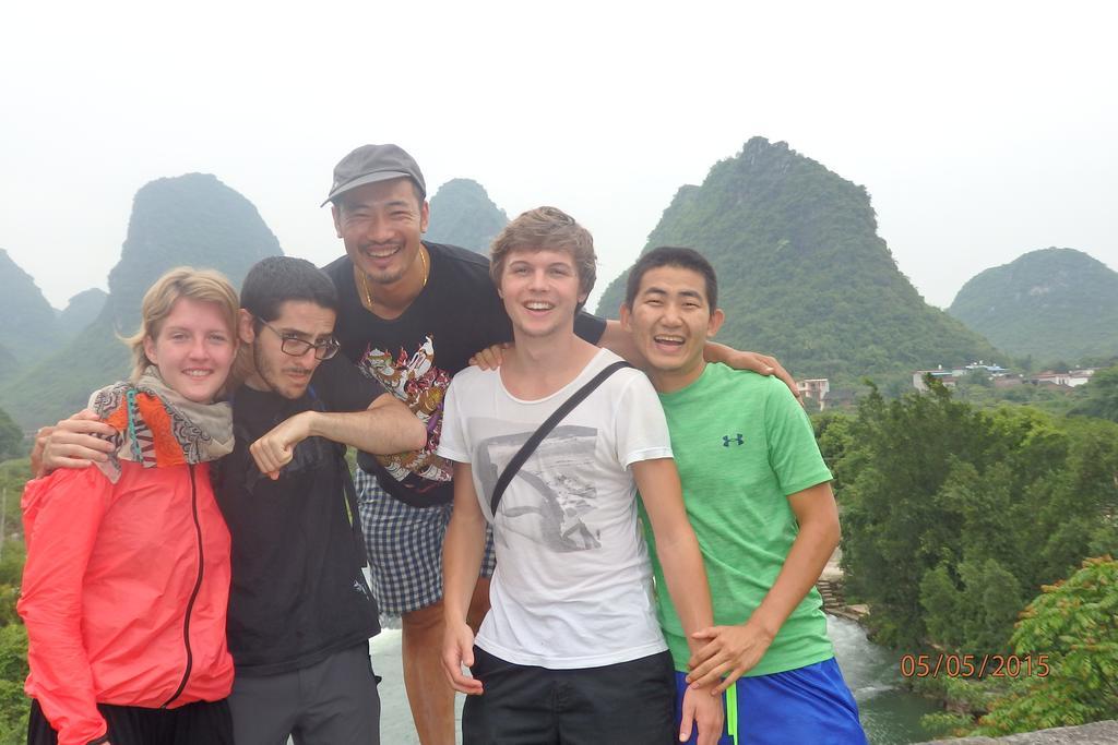 Yangshuo Moon Resort Hotel Екстериор снимка