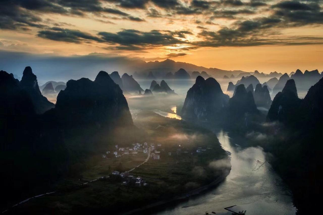 Yangshuo Moon Resort Hotel Екстериор снимка