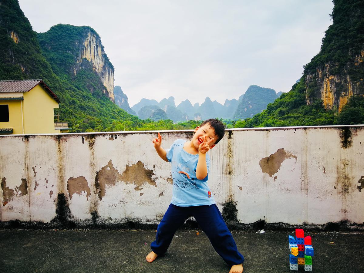 Yangshuo Moon Resort Hotel Екстериор снимка